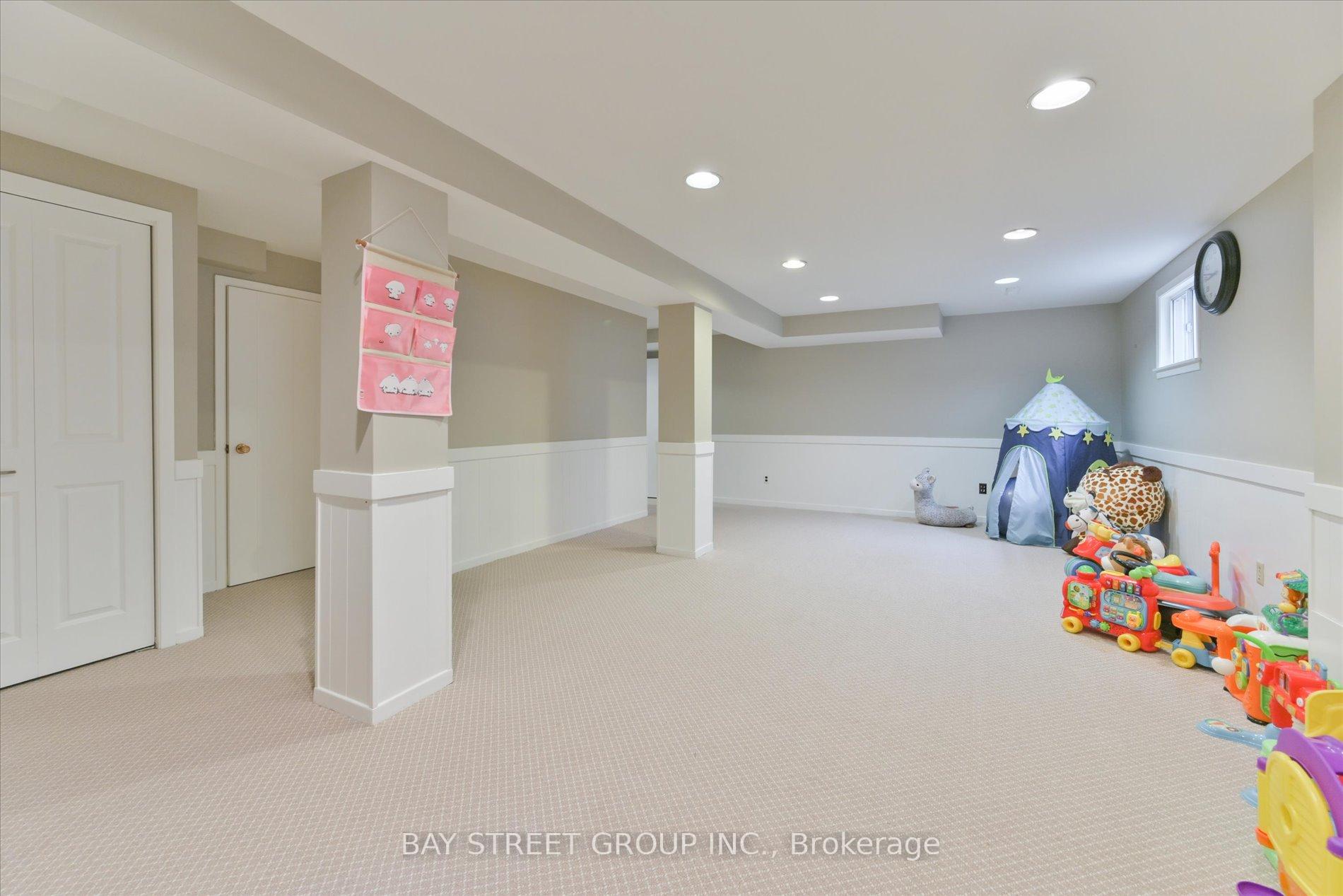 Photo 34 of 119 Simonston Boulevard, Markham, German Mills — HOMEH