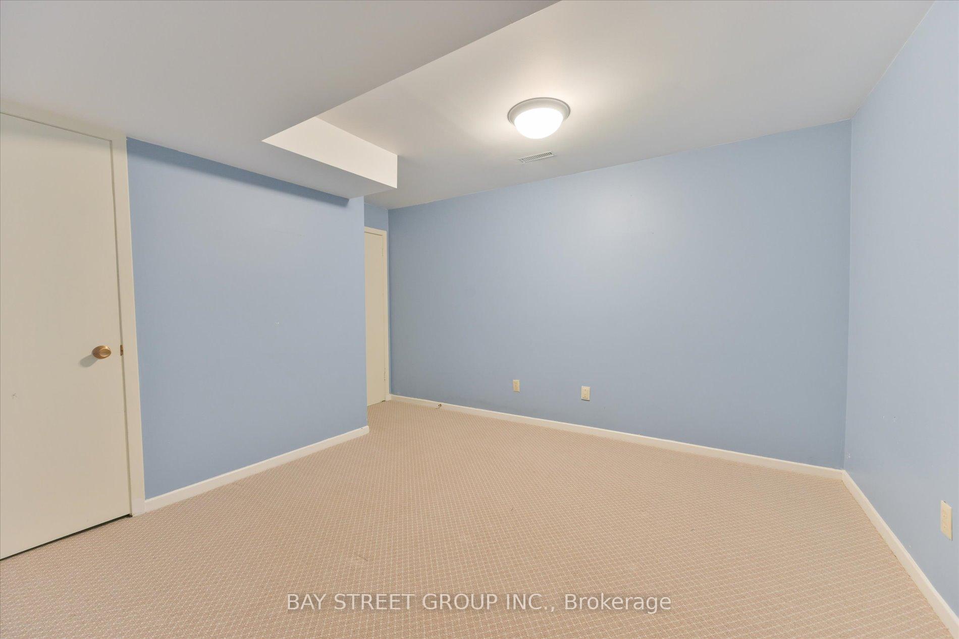 Photo 35 of 119 Simonston Boulevard, Markham, German Mills — HOMEH