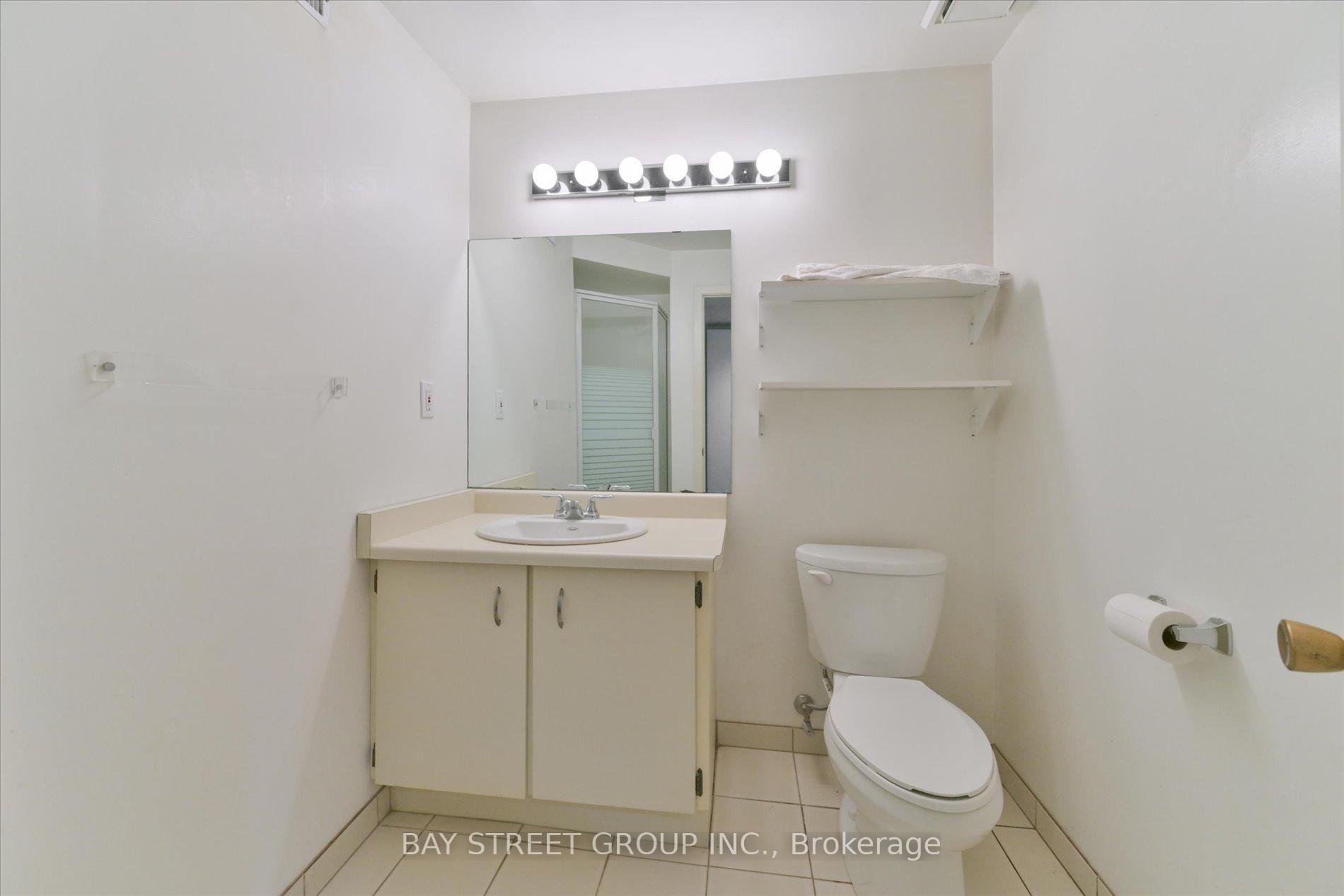 Photo 36 of 119 Simonston Boulevard, Markham, German Mills — HOMEH