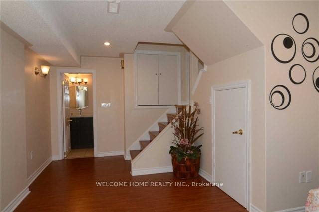 Photo 2 of 162 Hollywood Hill Circle, Vaughan, Vellore Village — HOMEH