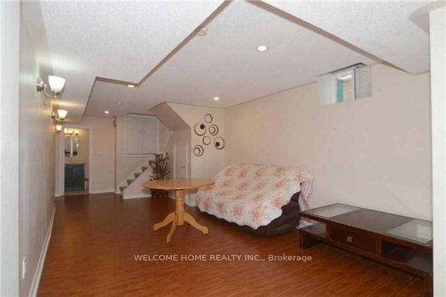 Photo 3 of 162 Hollywood Hill Circle, Vaughan, Vellore Village — HOMEH