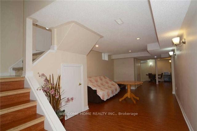 Photo 4 of 162 Hollywood Hill Circle, Vaughan, Vellore Village — HOMEH