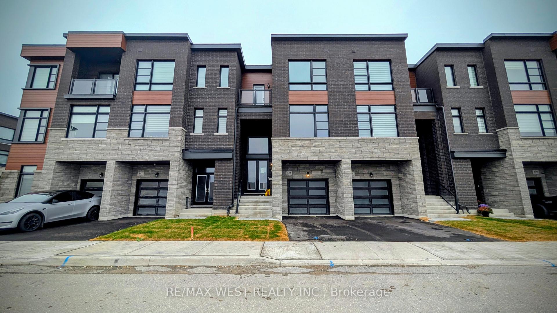 Front of 138 Wascana Road