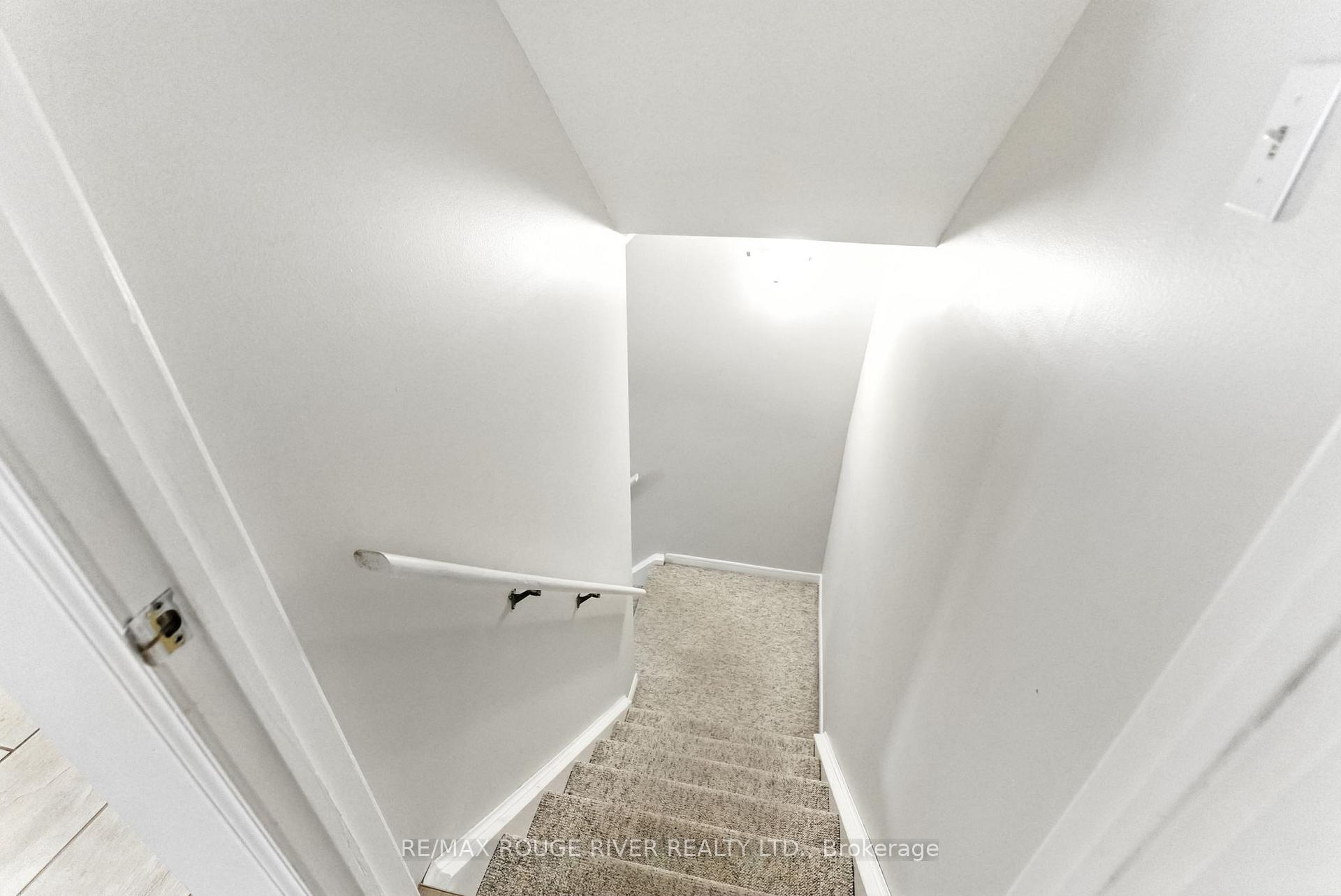 Photo 33 of 30 Citation Crescent, Whitby, Blue Grass Meadows — HOMEH