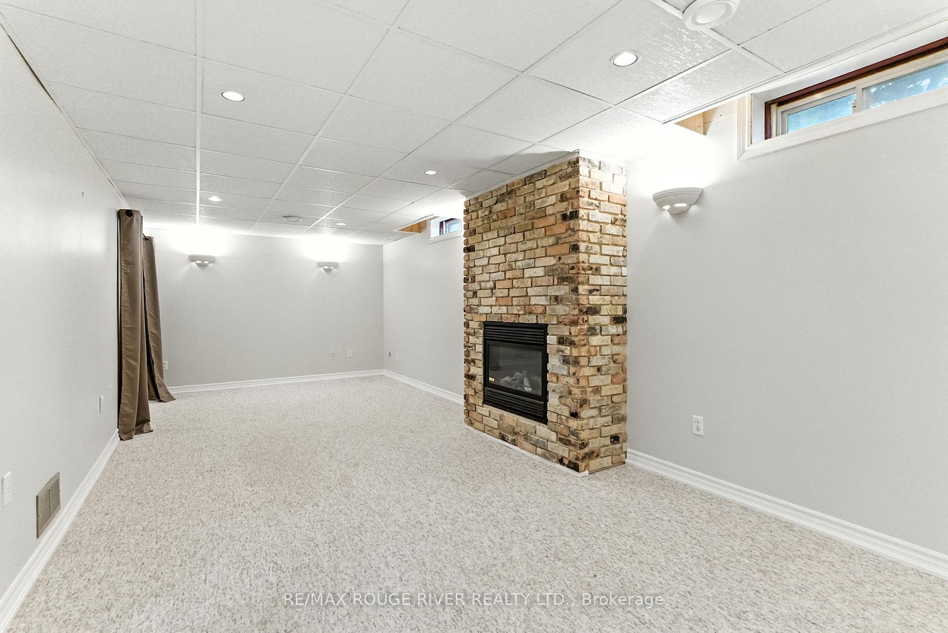 Photo 34 of 30 Citation Crescent, Whitby, Blue Grass Meadows — HOMEH