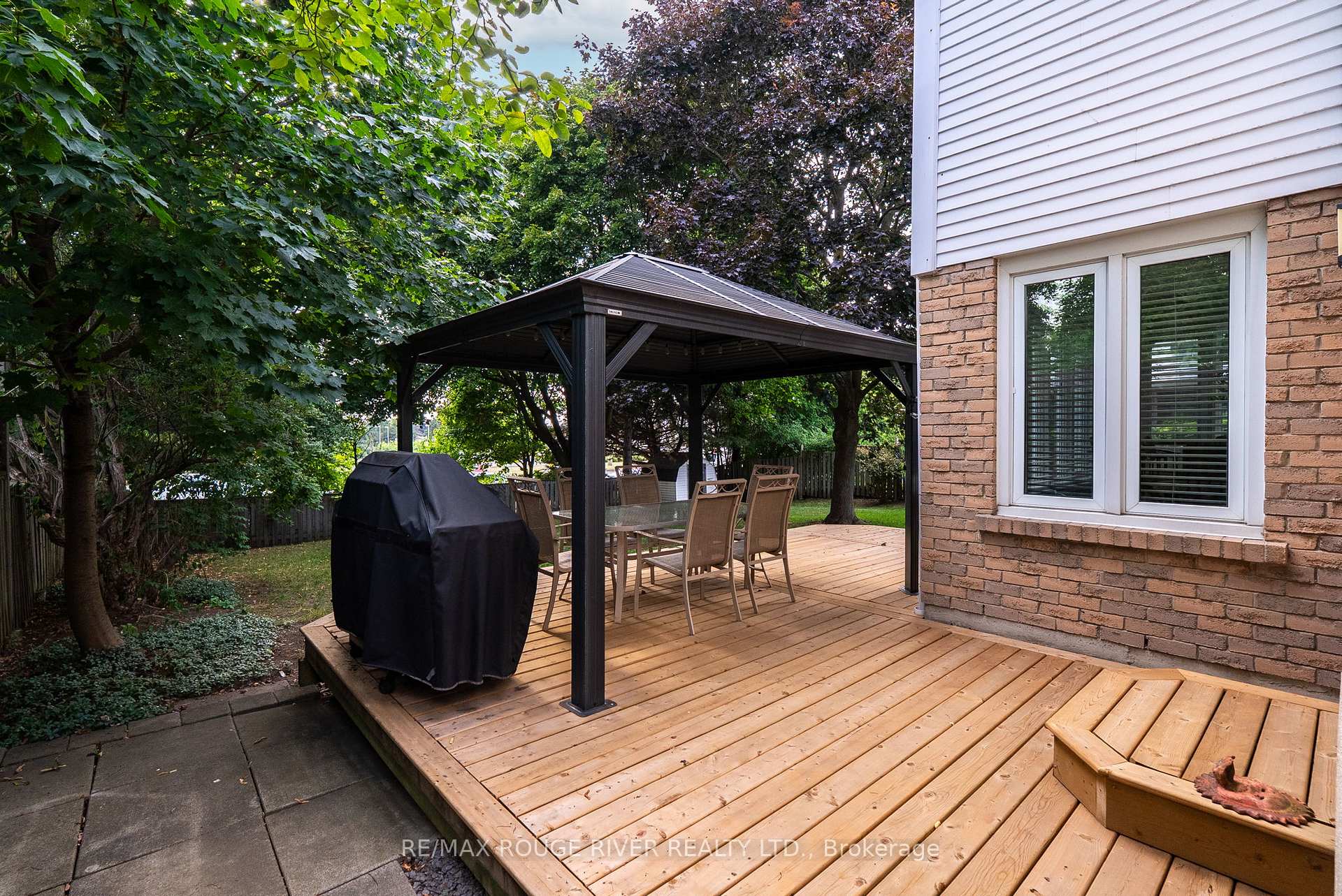 Photo 38 of 30 Citation Crescent, Whitby, Blue Grass Meadows — HOMEH