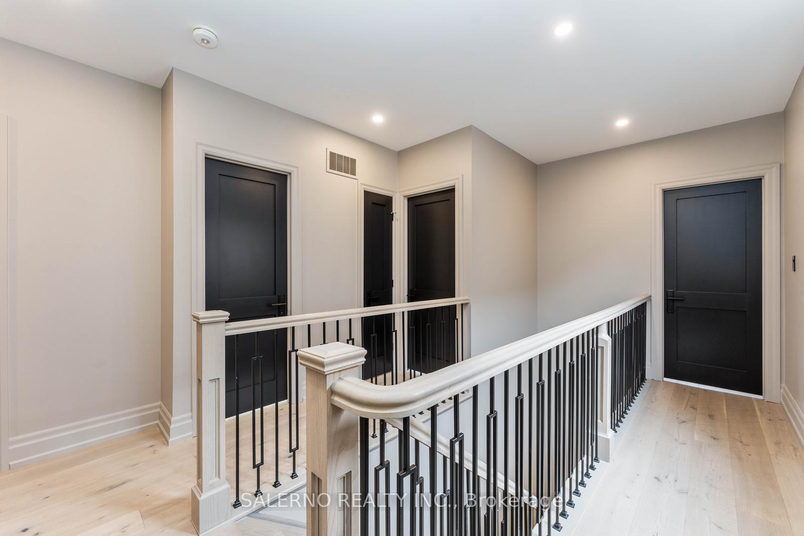 Photo 22 of 556 Barons Street, Vaughan, Kleinburg — HOMEH