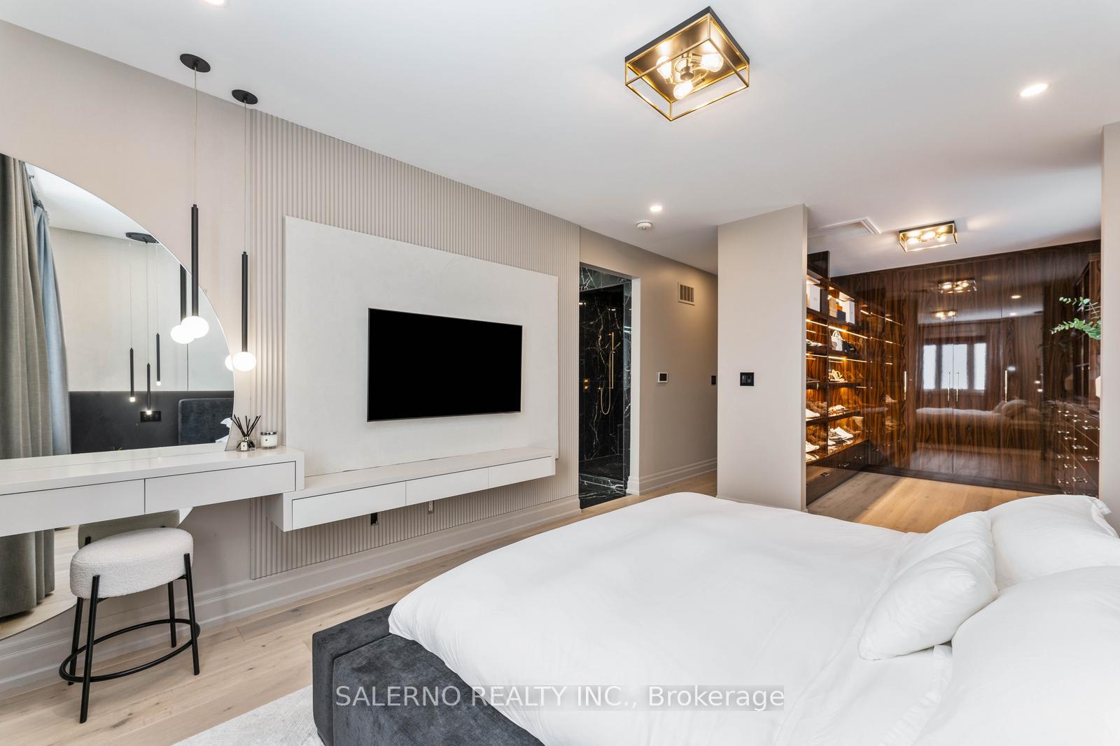 Photo 24 of 556 Barons Street, Vaughan, Kleinburg — HOMEH