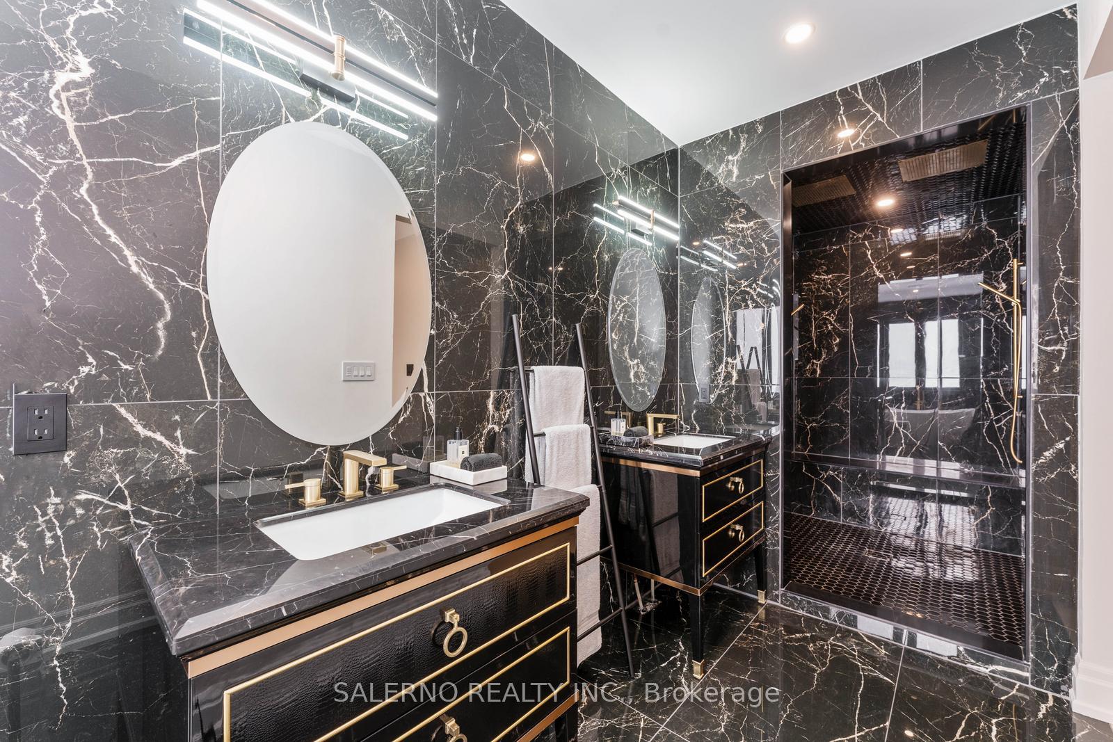 Photo 29 of 556 Barons Street, Vaughan, Kleinburg — HOMEH