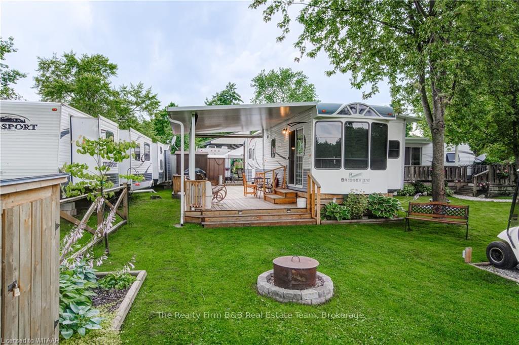 Front of Unit 38, 923590 Road 92 RR#3