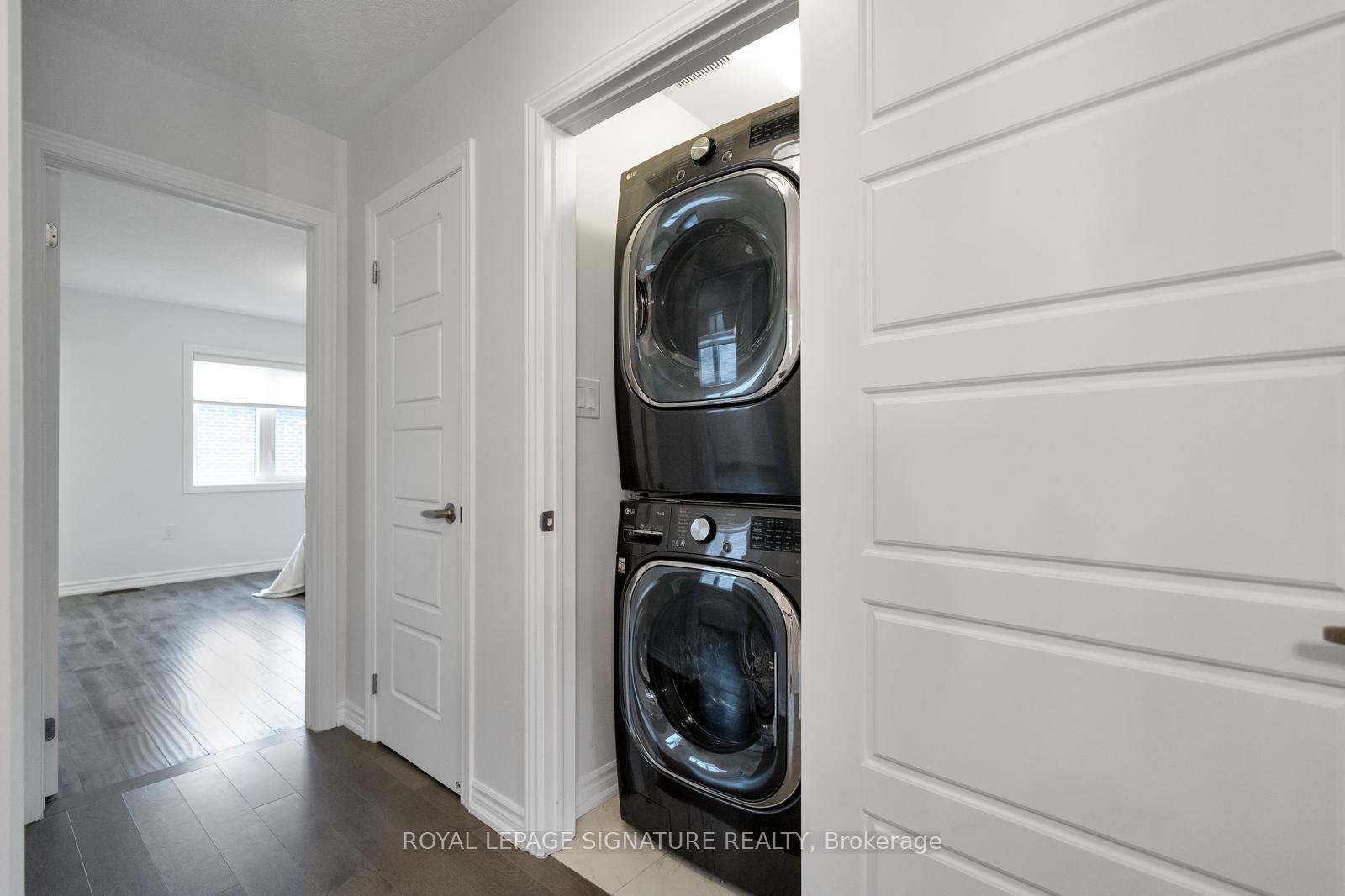 Photo 4 of 21 Lockyer Drive, Whitby, Rural Whitby — HOMEH