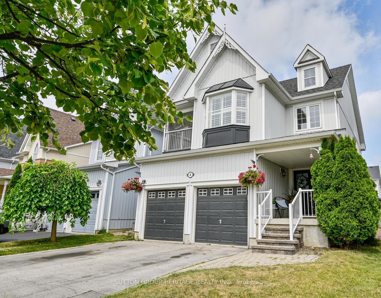 Photo 1 of 4 Barchester Crescent, Whitby, Brooklin — HOMEH