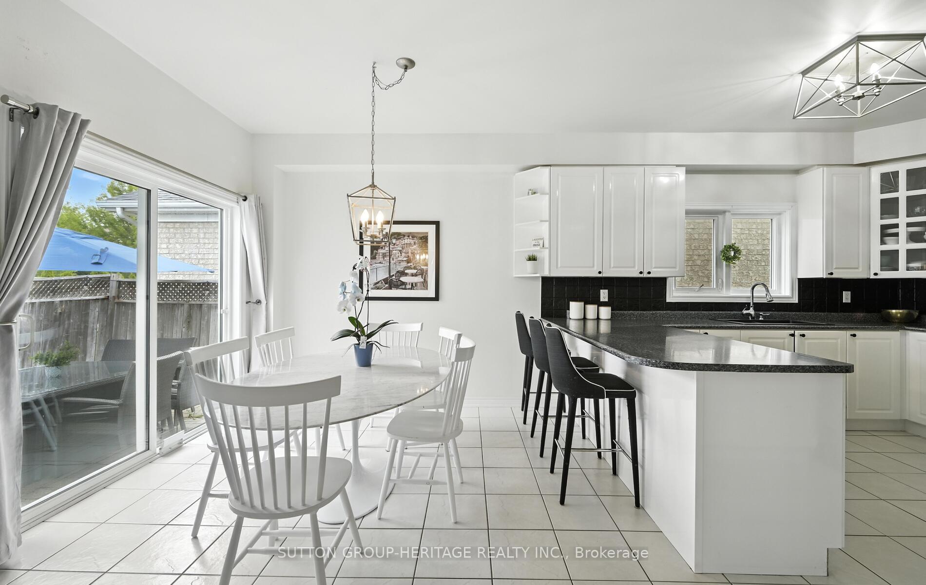 Photo 7 of 4 Barchester Crescent, Whitby, Brooklin — HOMEH