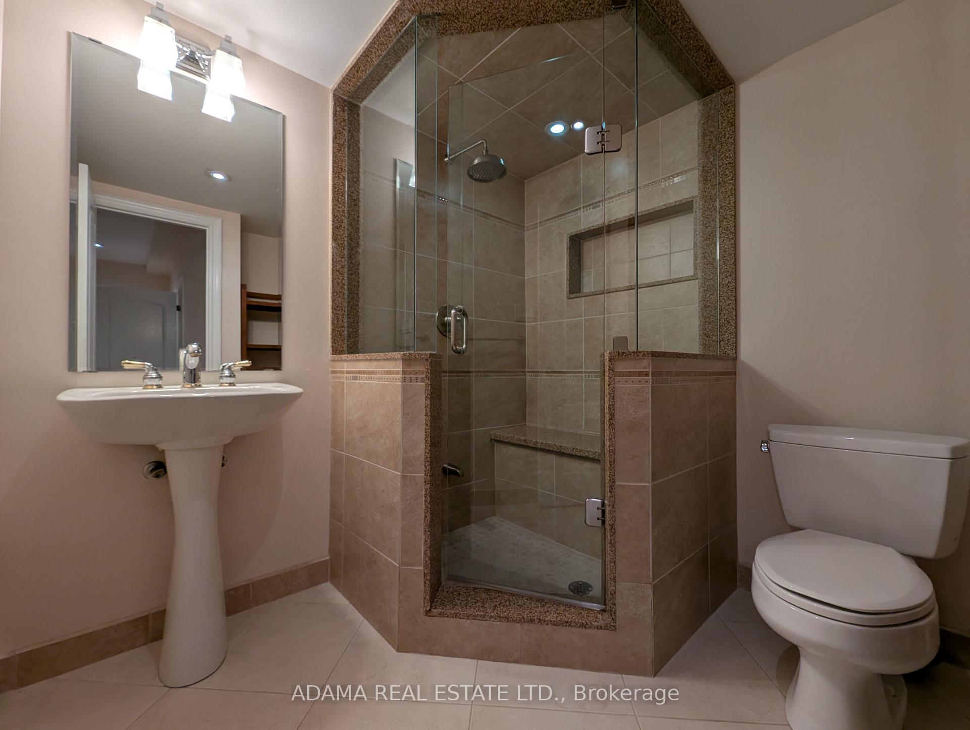 Photo 26 of 180 Cook's Mill Crescent, Vaughan, Patterson — HOMEH