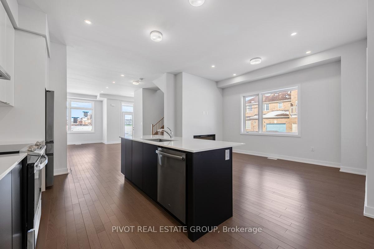 Photo 13 of 23 Countryside Street, Markham, Cornell — HOMEH