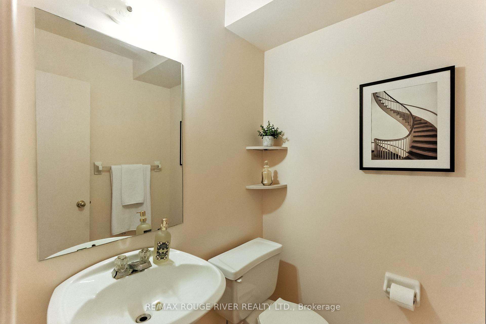 Photo 18 of 11 Heaver Drive, Whitby, Pringle Creek — HOMEH