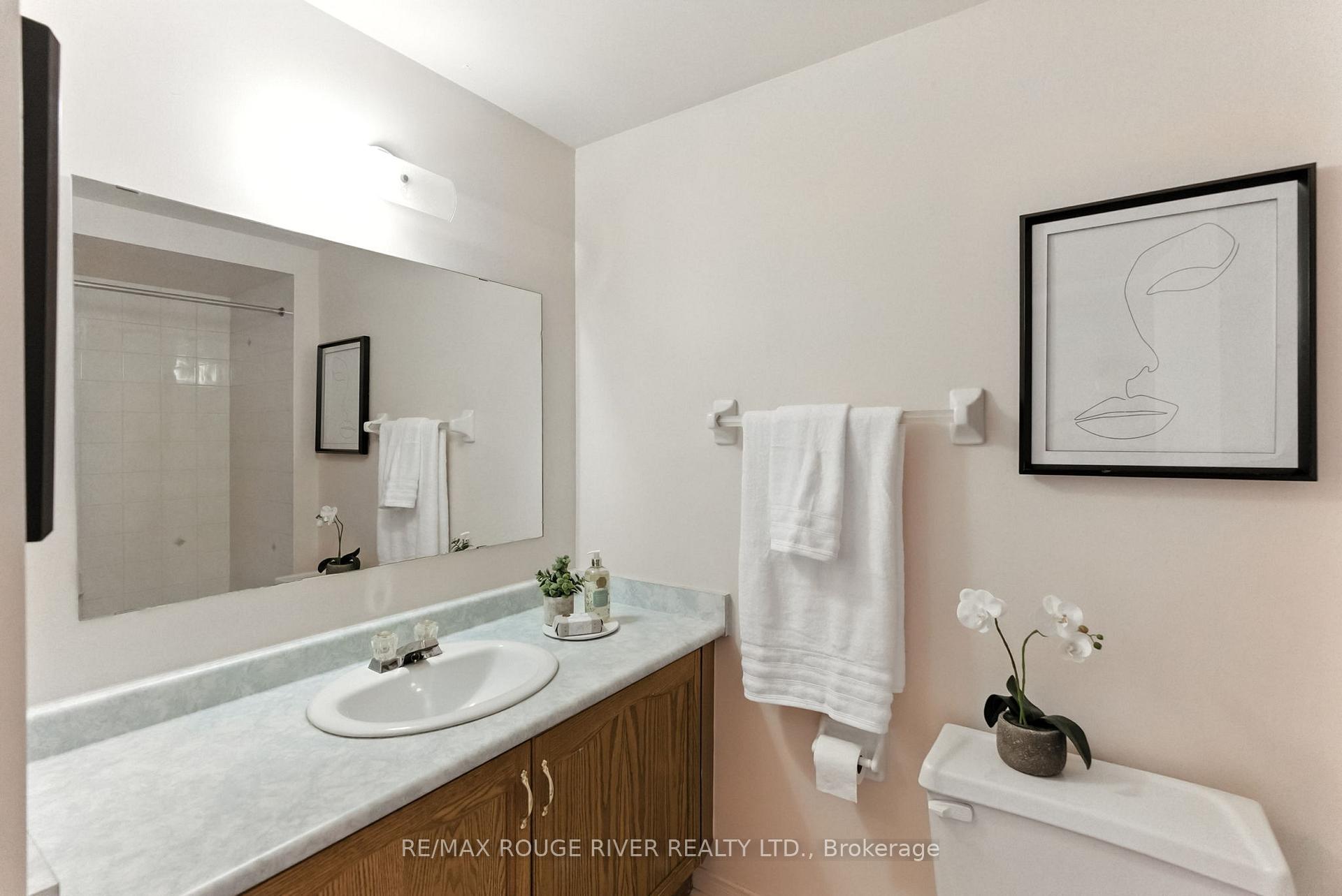 Photo 38 of 11 Heaver Drive, Whitby, Pringle Creek — HOMEH
