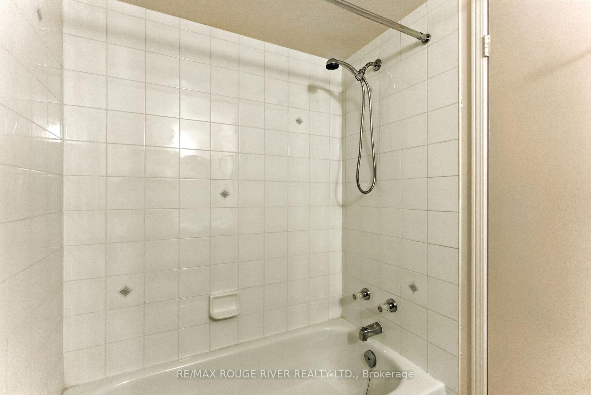 Photo 39 of 11 Heaver Drive, Whitby, Pringle Creek — HOMEH