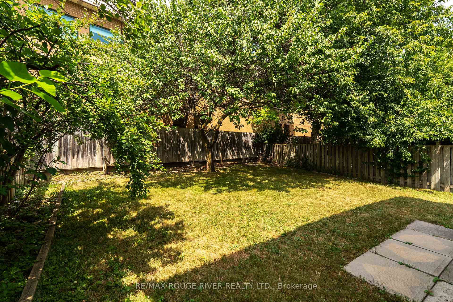 Photo 43 of 11 Heaver Drive, Whitby, Pringle Creek — HOMEH