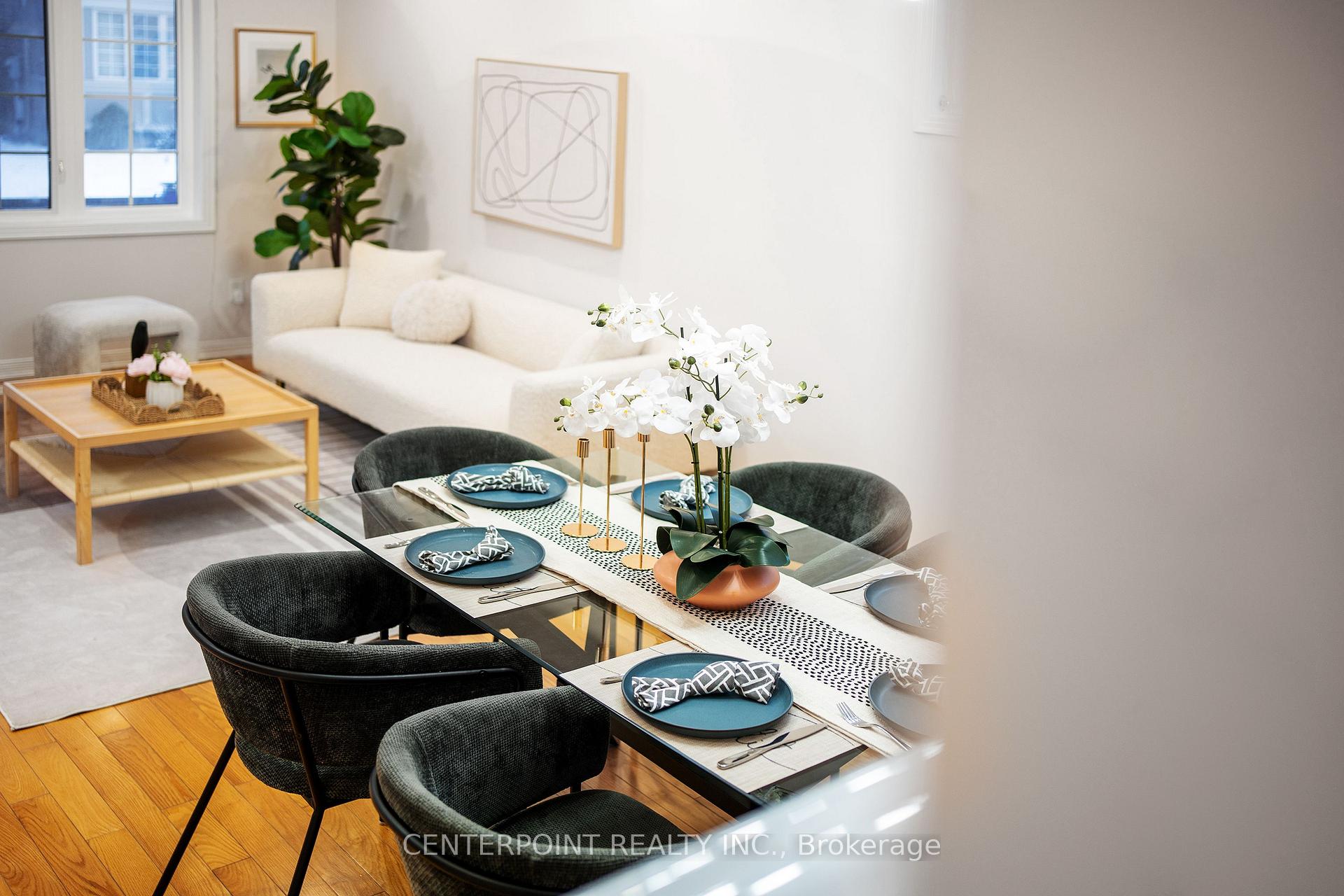 Photo 6 of 28 Starhill Crescent, Markham, Cachet — HOMEH