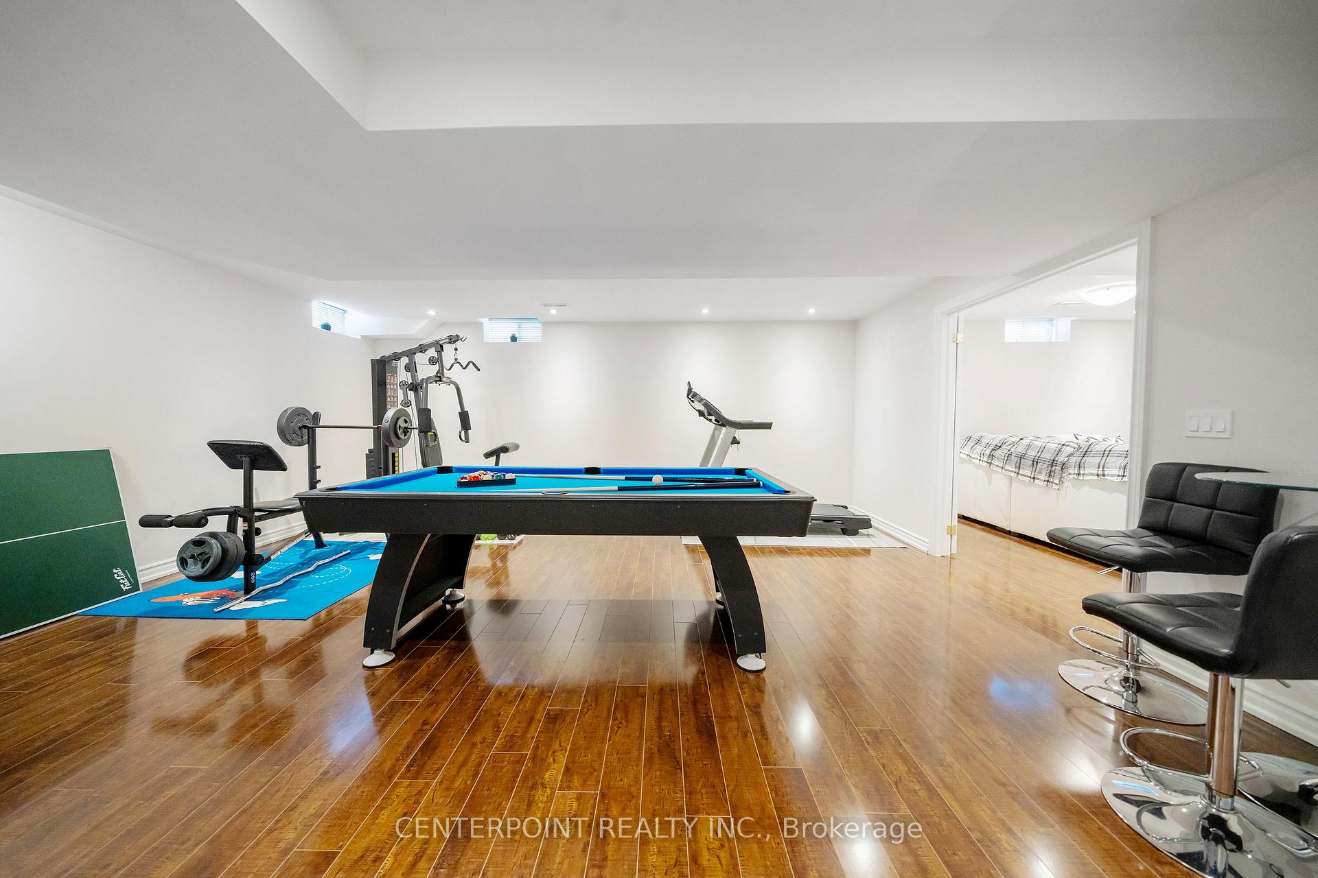 Photo 32 of 28 Starhill Crescent, Markham, Cachet — HOMEH