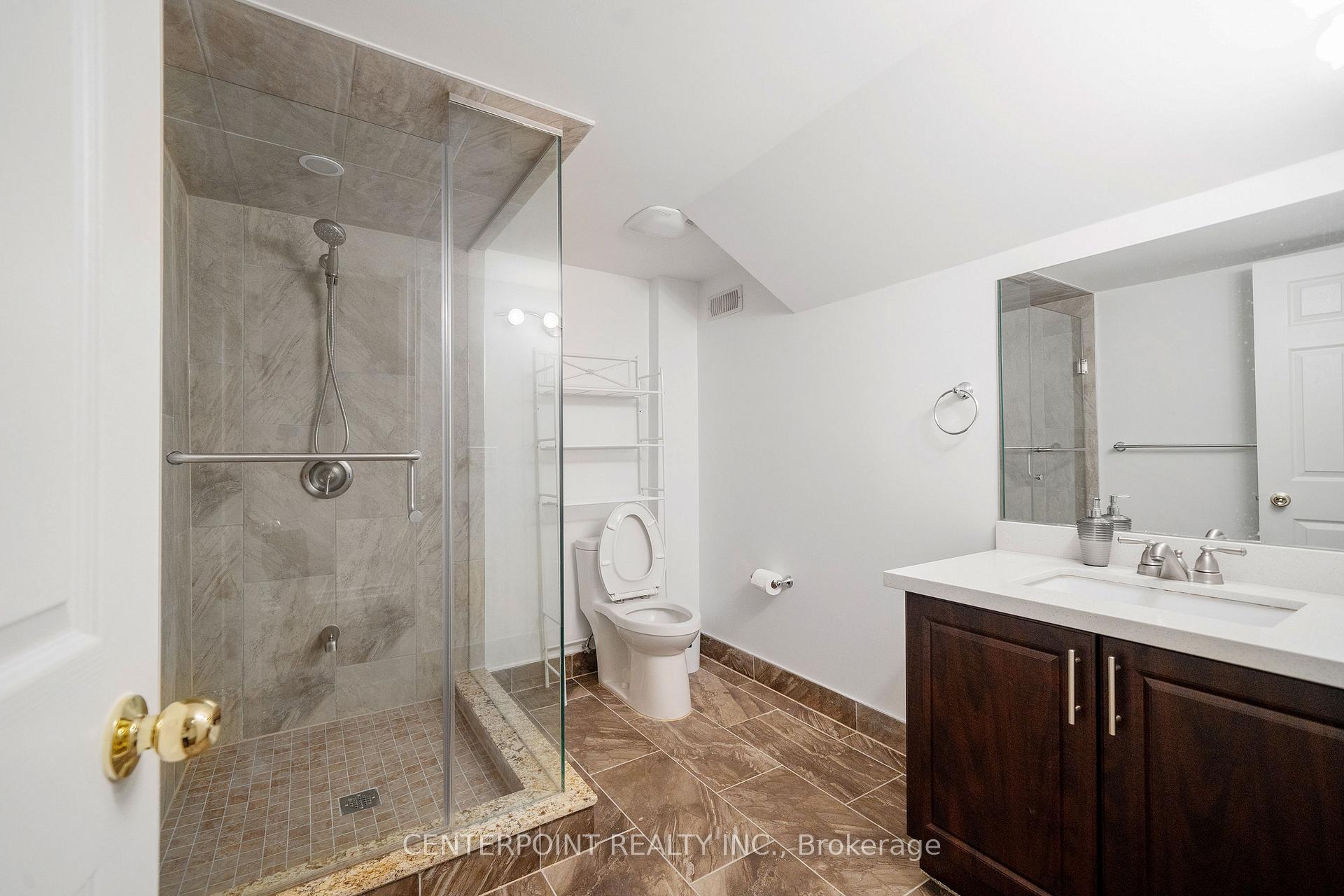Photo 34 of 28 Starhill Crescent, Markham, Cachet — HOMEH