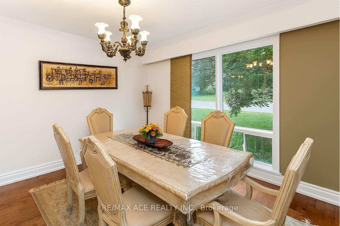 Photo 6 of 26 Shasta Drive, Vaughan, Uplands — HOMEH