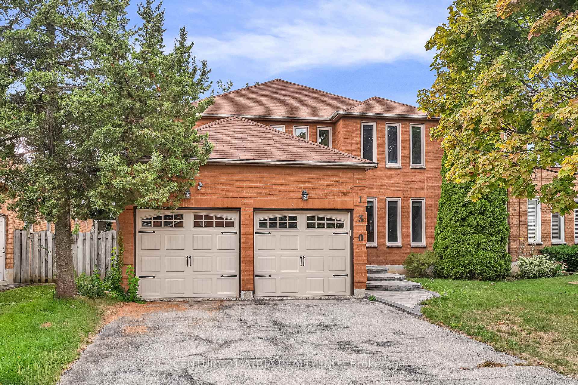 Photo 1 of 130 Mountbatten Road, Vaughan, Beverley Glen — HOMEH