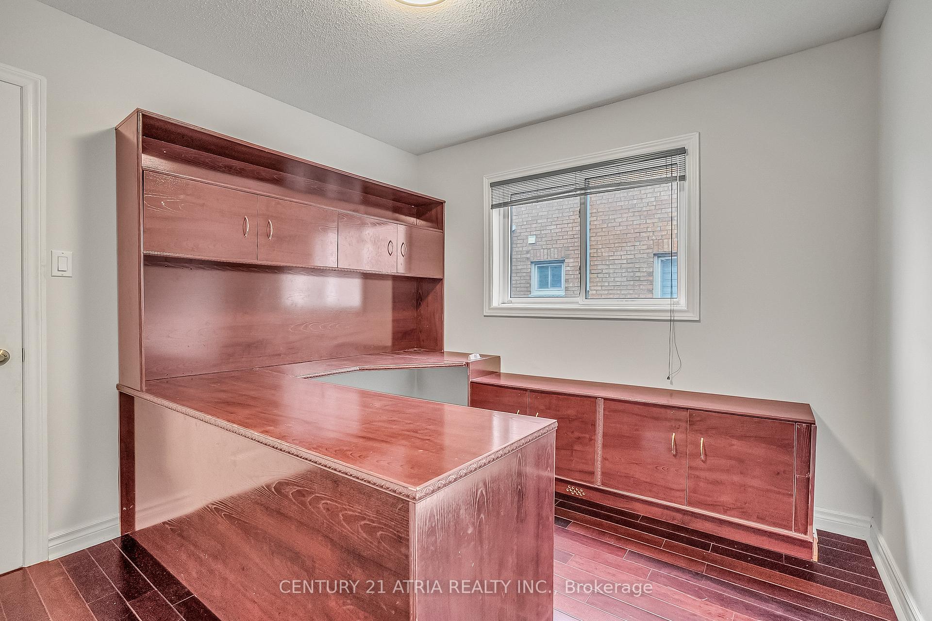 Photo 16 of 130 Mountbatten Road, Vaughan, Beverley Glen — HOMEH
