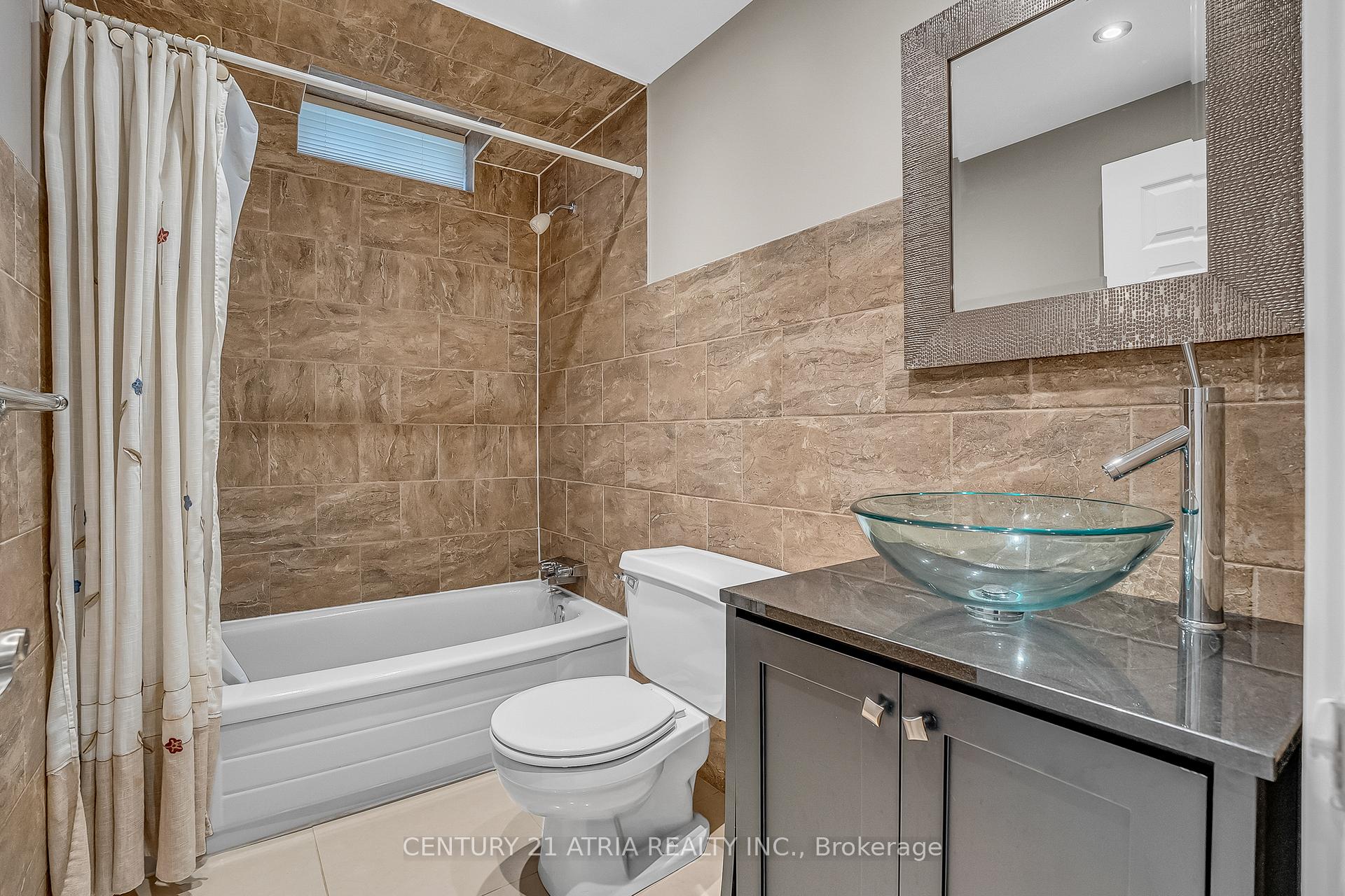 Photo 44 of 130 Mountbatten Road, Vaughan, Beverley Glen — HOMEH