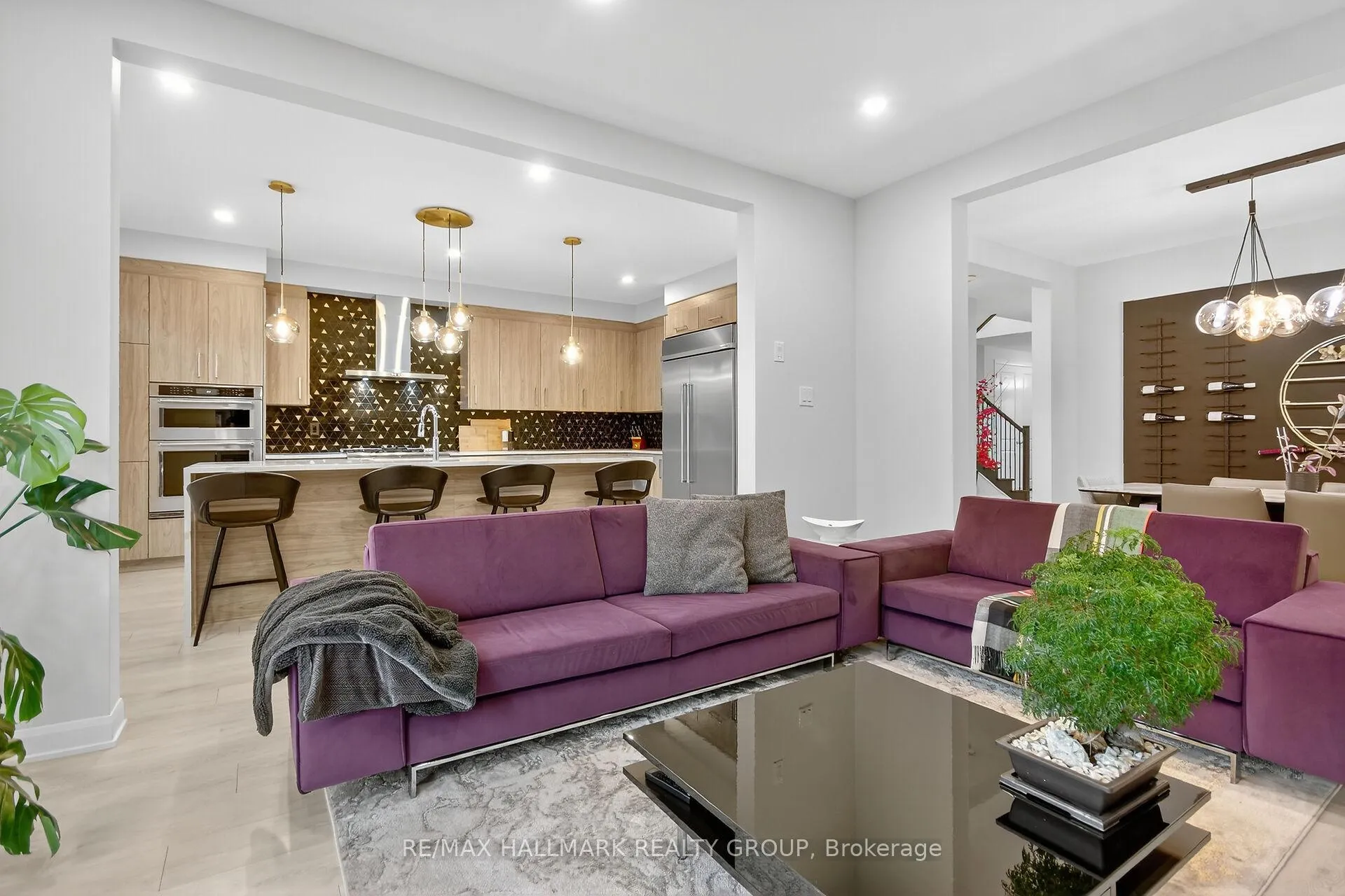 Photo 11 of 720 Cappamore Drive, Ottawa, Barrhaven - Half Moon Bay — HOMEH