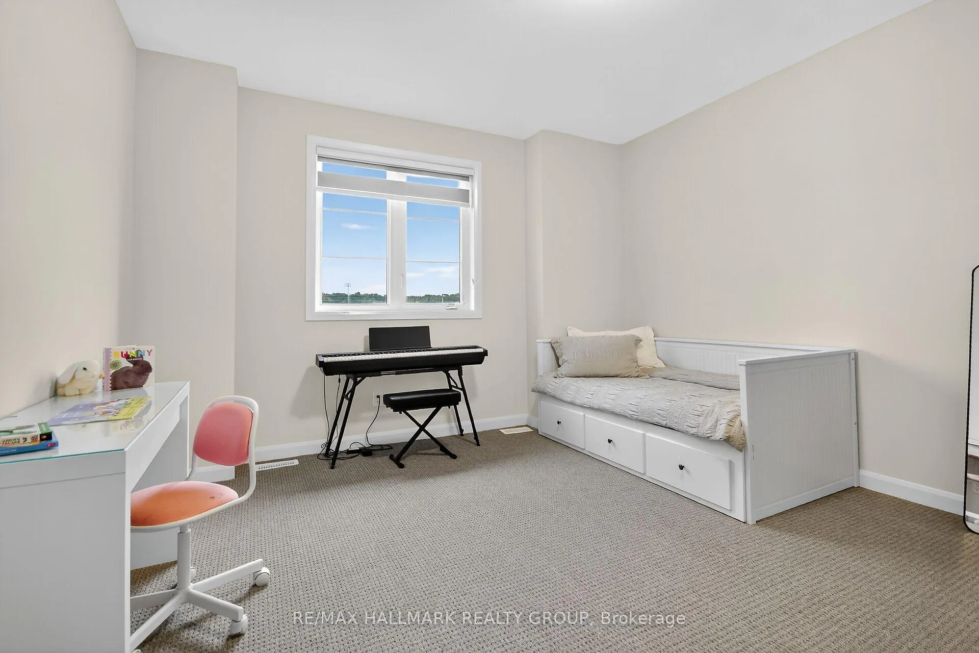 Photo 27 of 720 Cappamore Drive, Ottawa, Barrhaven - Half Moon Bay — HOMEH