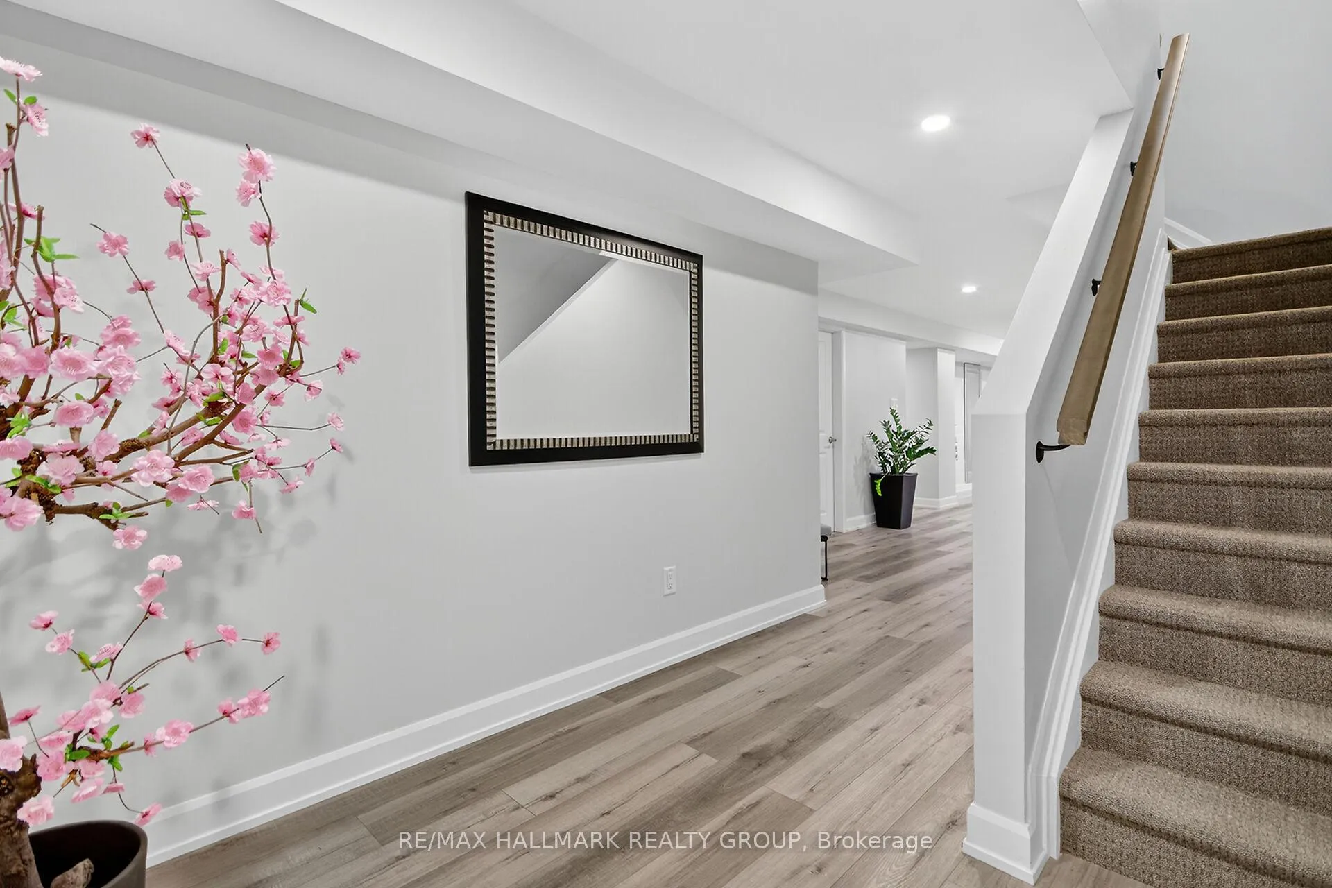 Photo 35 of 720 Cappamore Drive, Ottawa, Barrhaven - Half Moon Bay — HOMEH