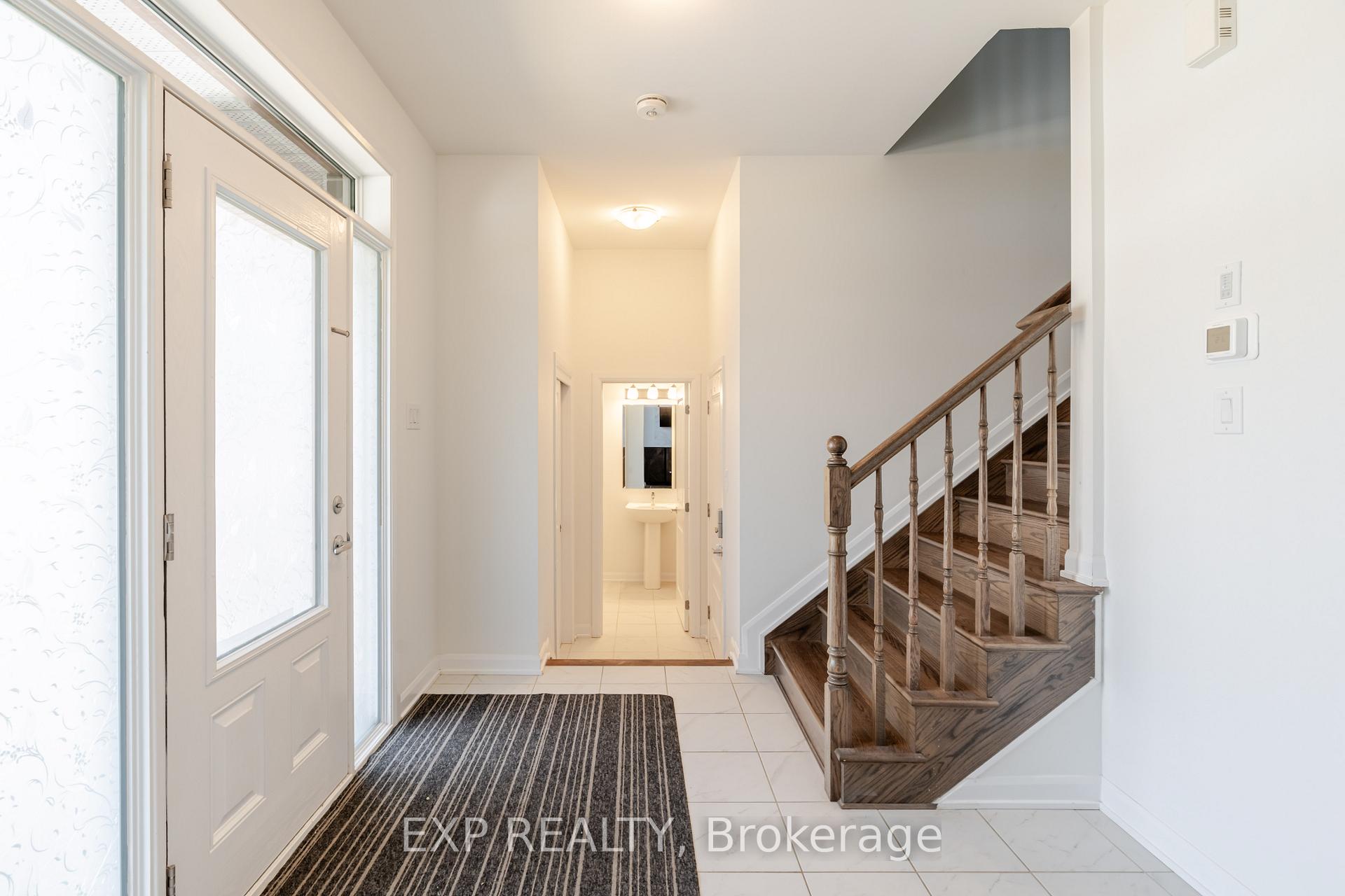 Photo 3 of 309 Cloyne Crescent, Ottawa, Barrhaven - Half Moon Bay — HOMEH