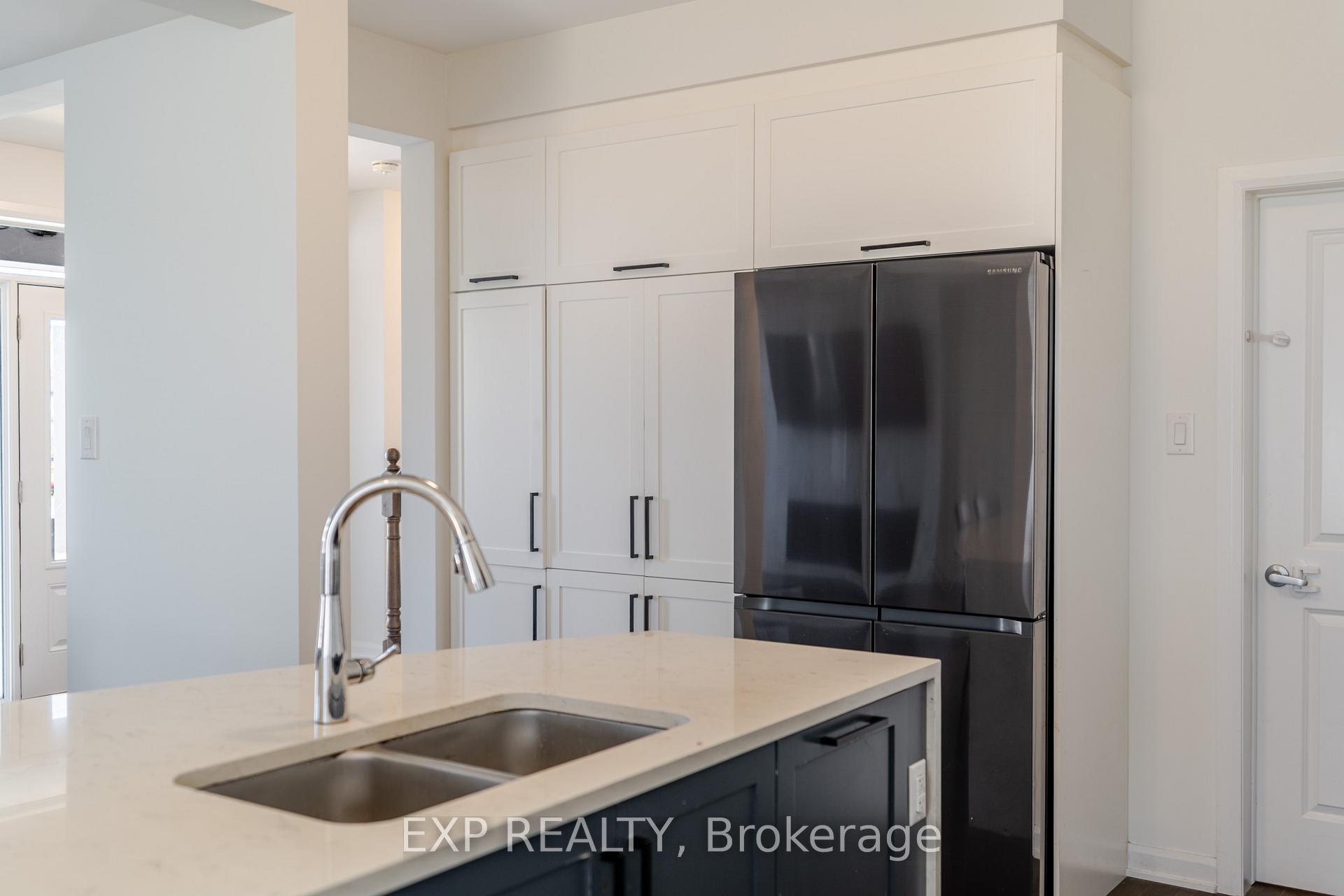 Photo 11 of 309 Cloyne Crescent, Ottawa, Barrhaven - Half Moon Bay — HOMEH