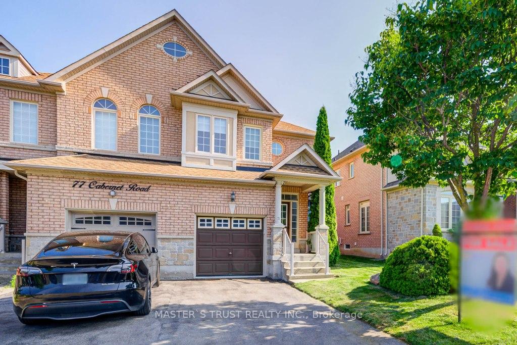 Photo 2 of 73 Cabernet Road, Vaughan, Patterson — HOMEH