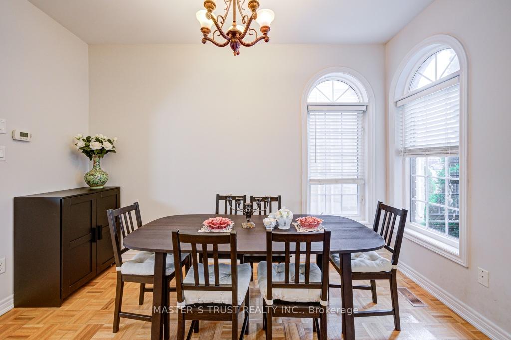 Photo 8 of 73 Cabernet Road, Vaughan, Patterson — HOMEH