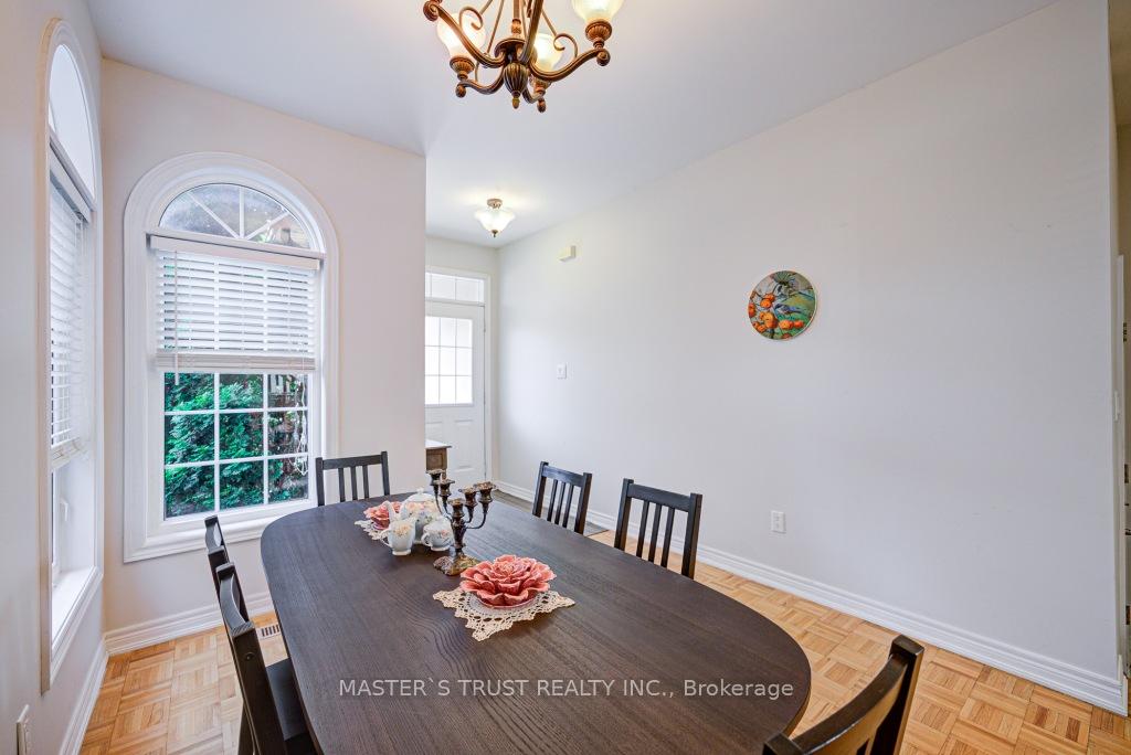 Photo 9 of 73 Cabernet Road, Vaughan, Patterson — HOMEH