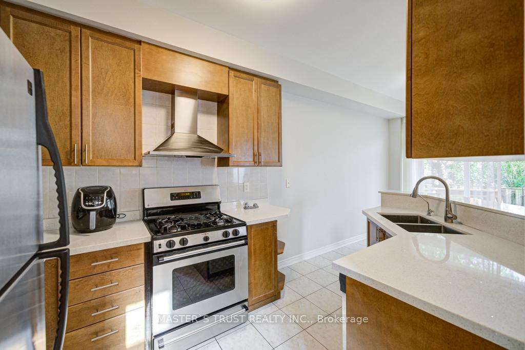Photo 20 of 73 Cabernet Road, Vaughan, Patterson — HOMEH
