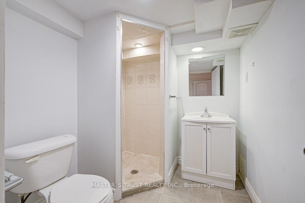 Photo 38 of 73 Cabernet Road, Vaughan, Patterson — HOMEH