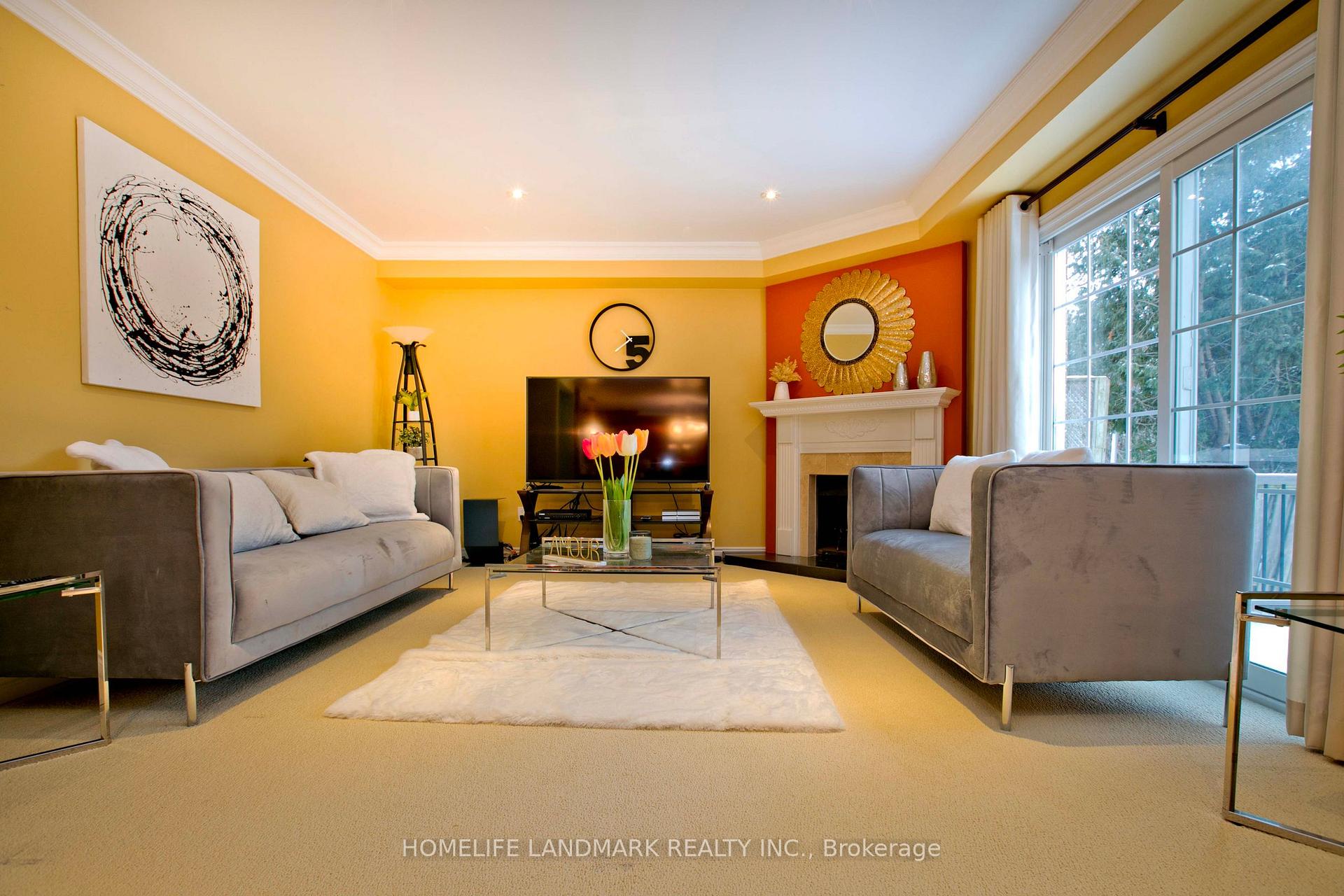 Photo 7 of 43 Forty Second Street, Markham, Markville — HOMEH