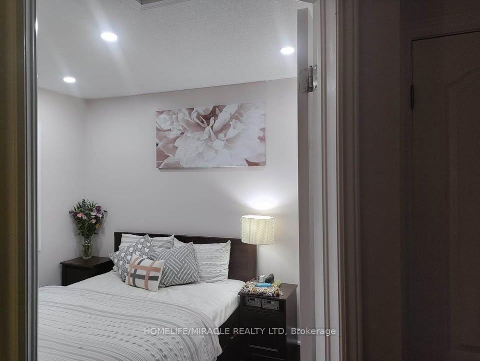 Photo 7 of 12 Macmillan Avenue, Whitby, Pringle Creek — HOMEH