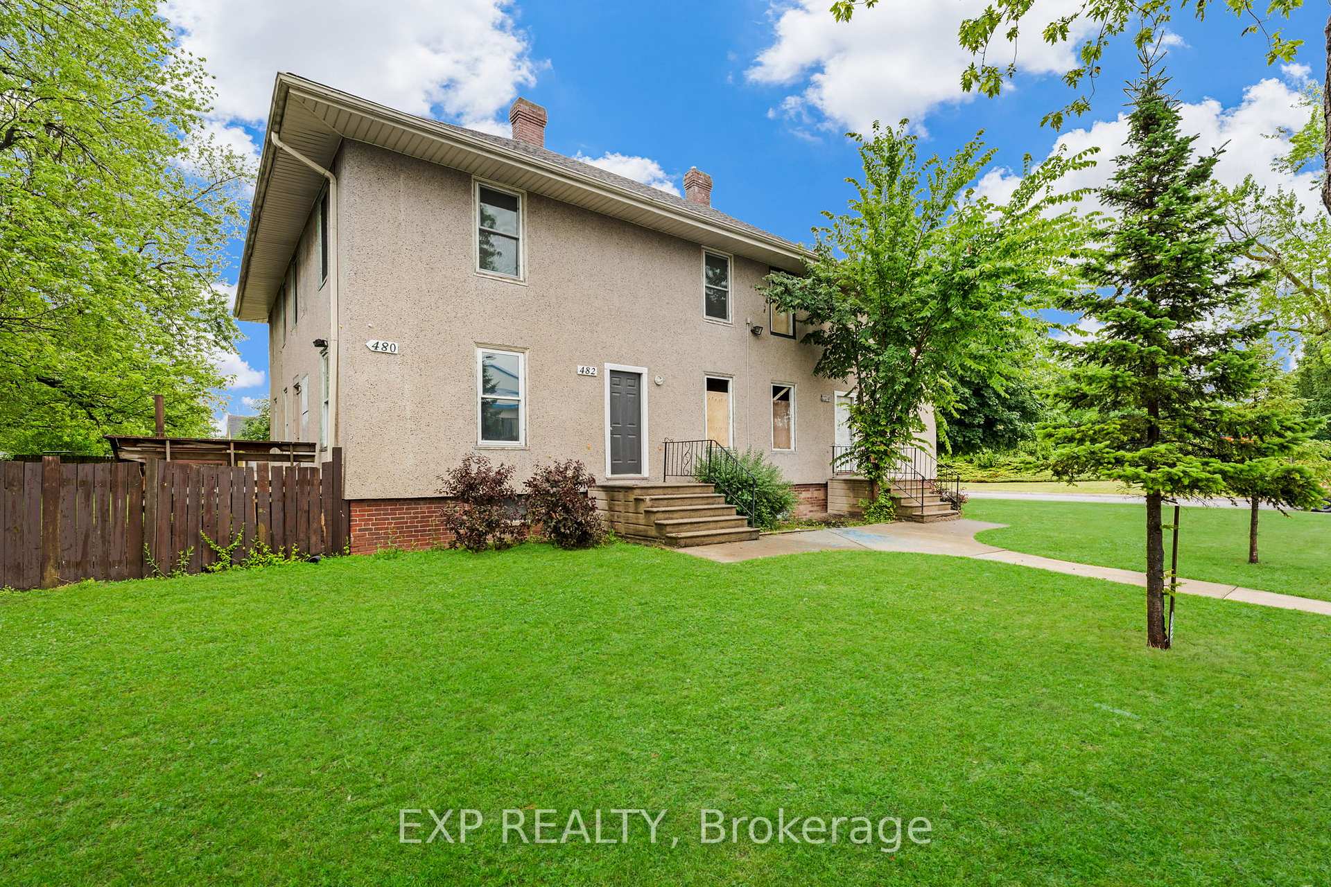 Photo 2 of 480 King Street, Welland, Lincoln/Crowland — HOMEH