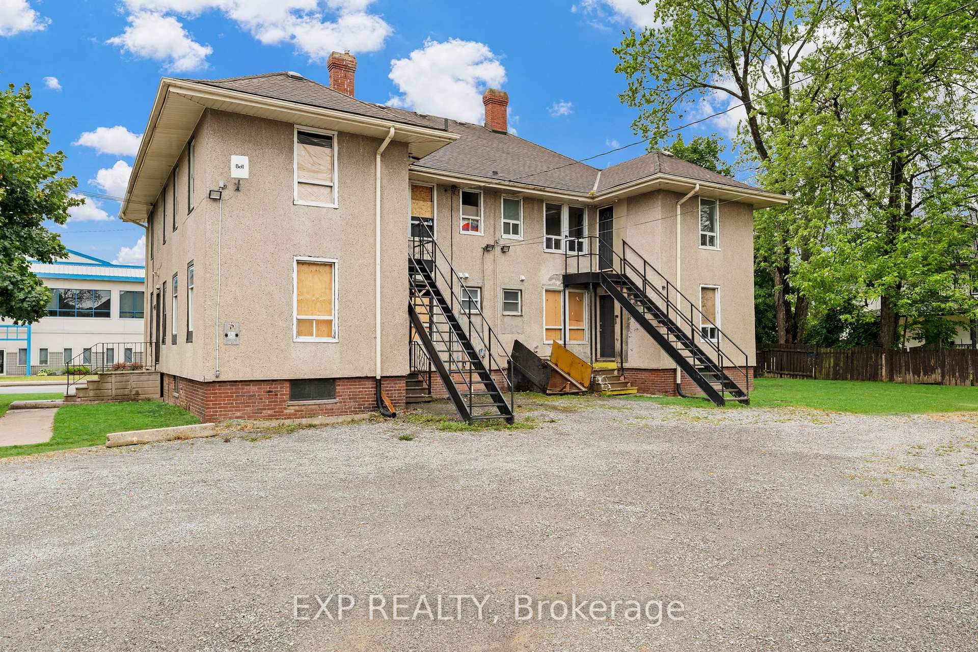 Photo 4 of 480 King Street, Welland, Lincoln/Crowland — HOMEH