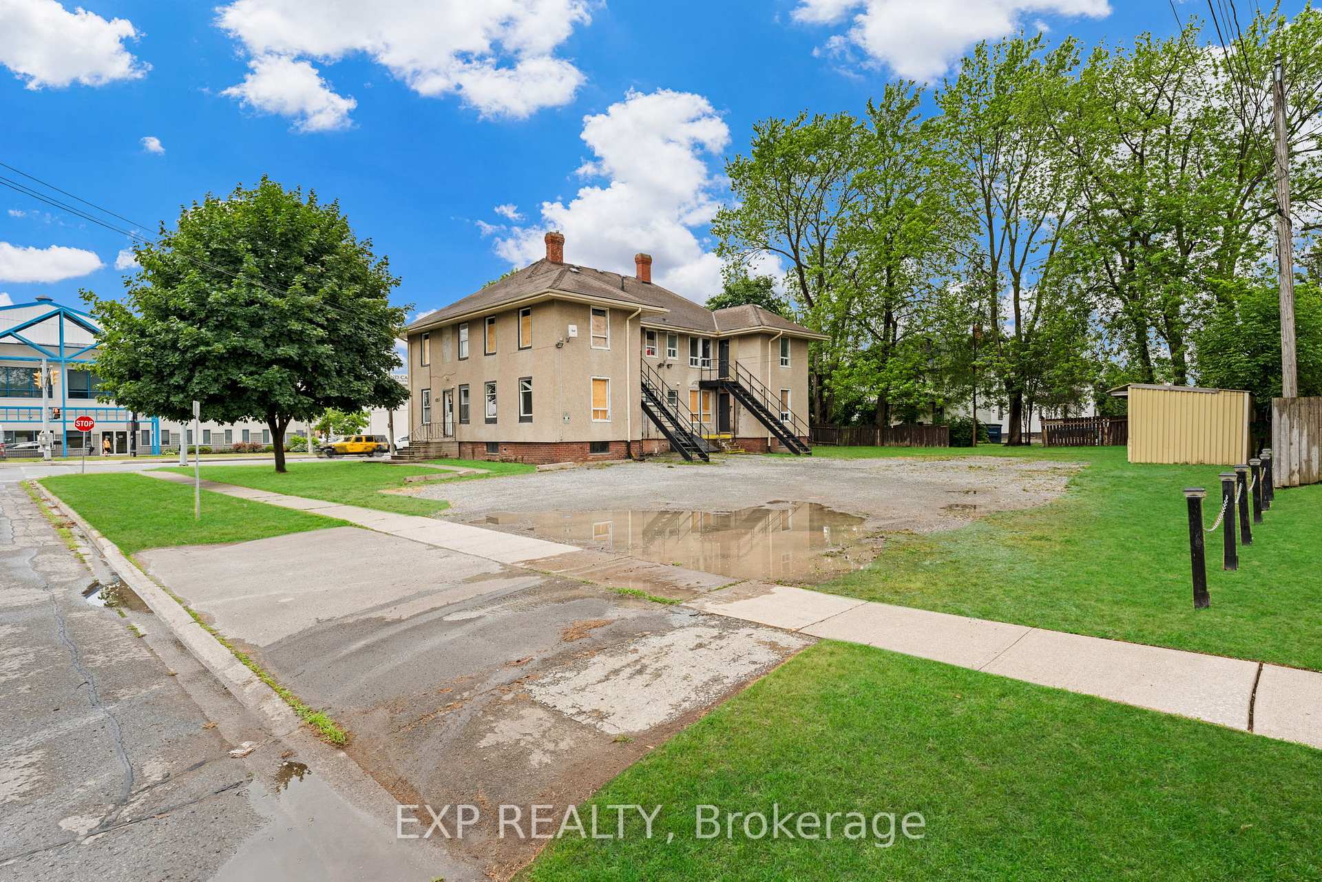 Photo 5 of 480 King Street, Welland, Lincoln/Crowland — HOMEH