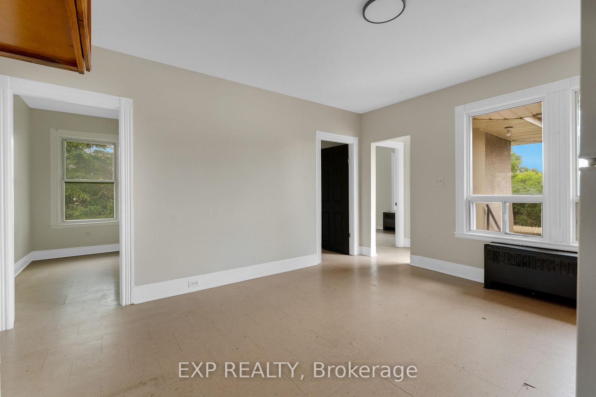 Photo 10 of 480 King Street, Welland, Lincoln/Crowland — HOMEH