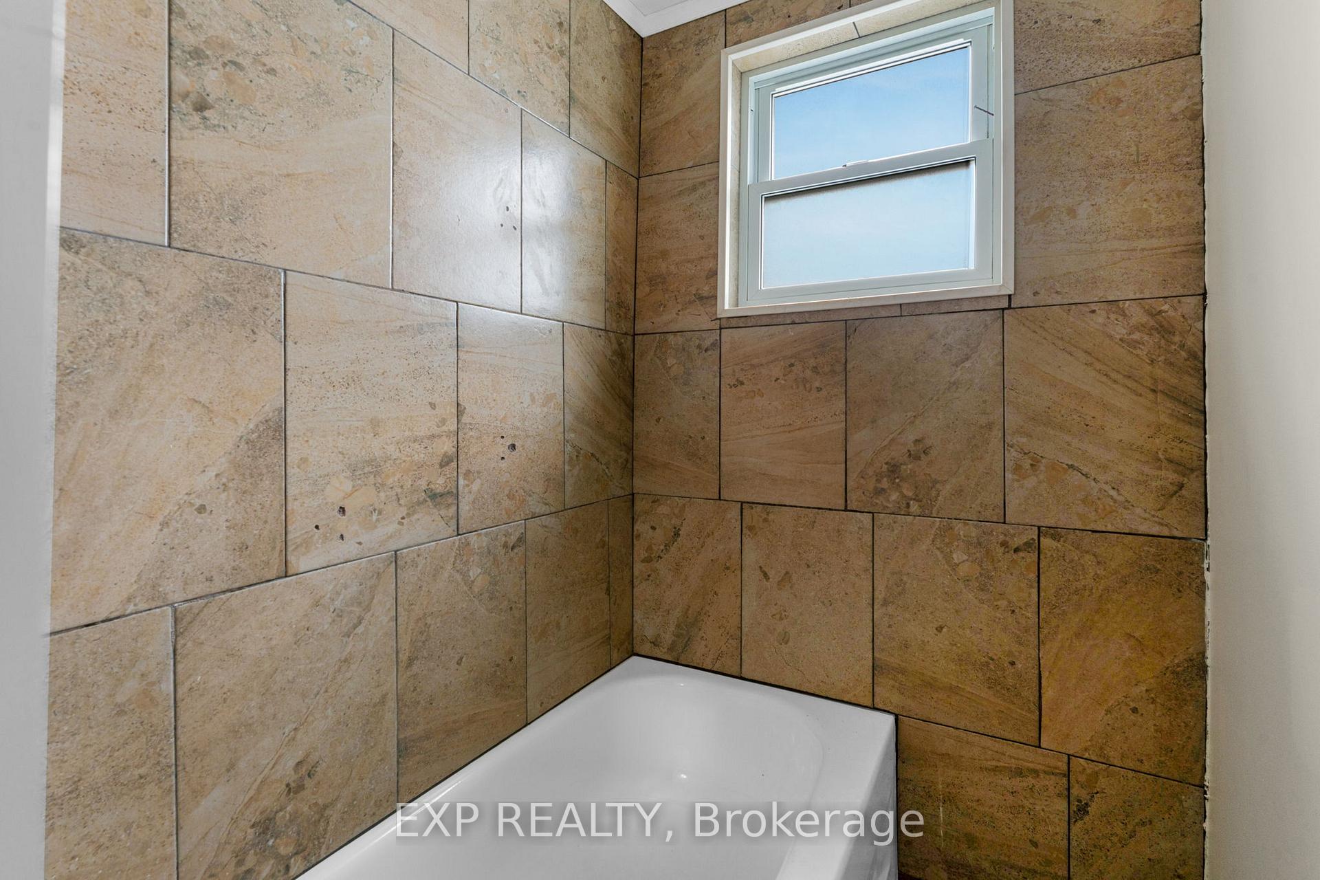 Photo 26 of 480 King Street, Welland, Lincoln/Crowland — HOMEH