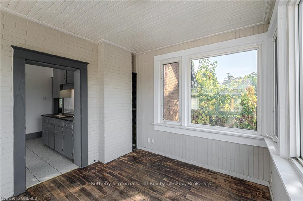 Photo 24 of 189 Park Street, Waterloo, Uptown Waterloo/Westmount — HOMEH
