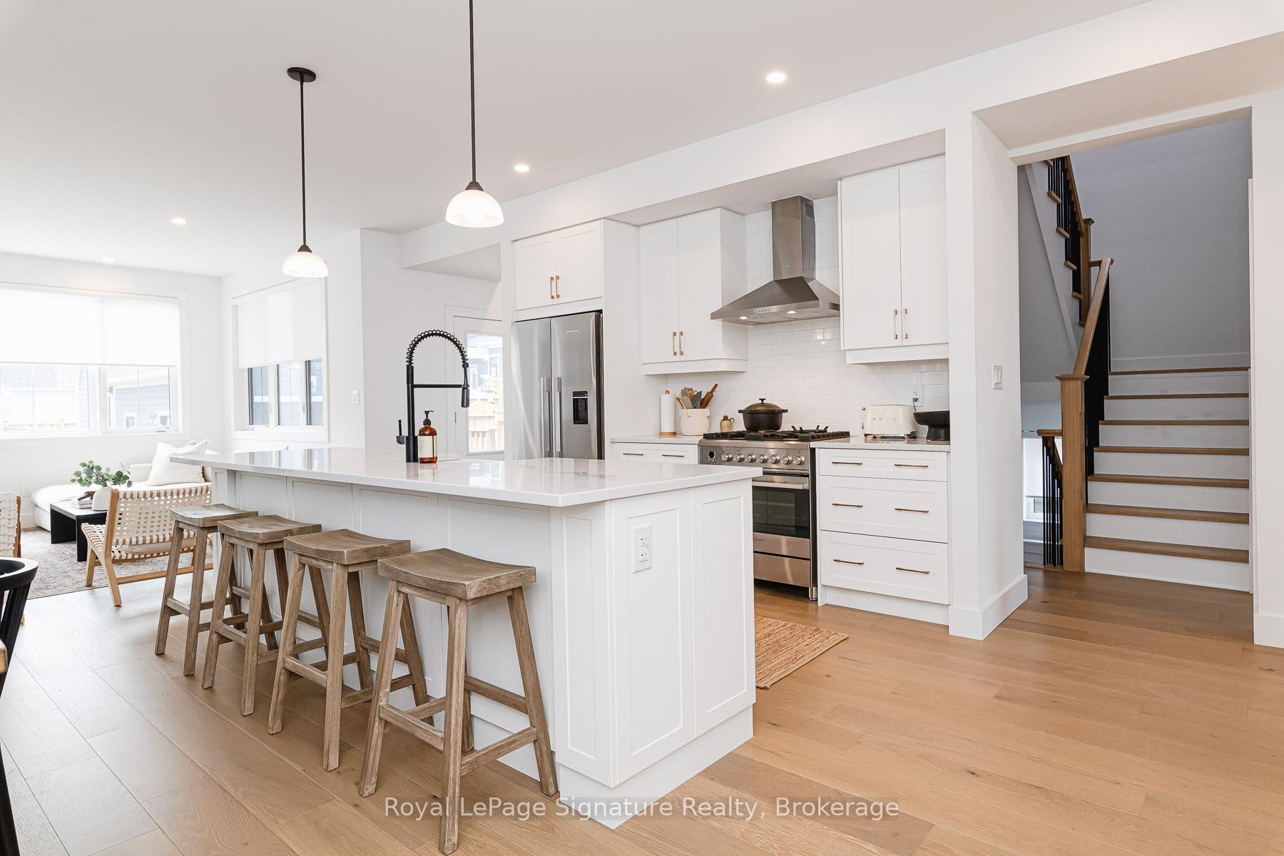 Photo 4 of 159 Sycamore St, Blue Mountains — HOMEH