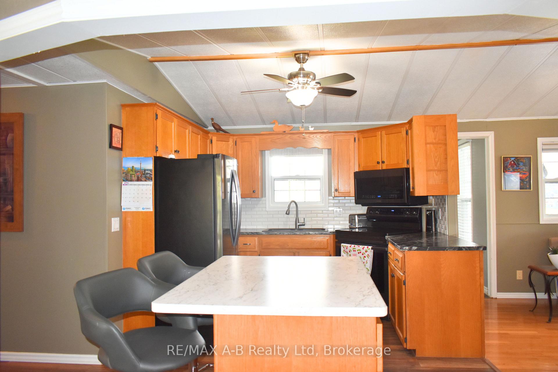 Photo 12 of Unit 924, 316489 31ST Line, Zorra, Rural Zorra — HOMEH